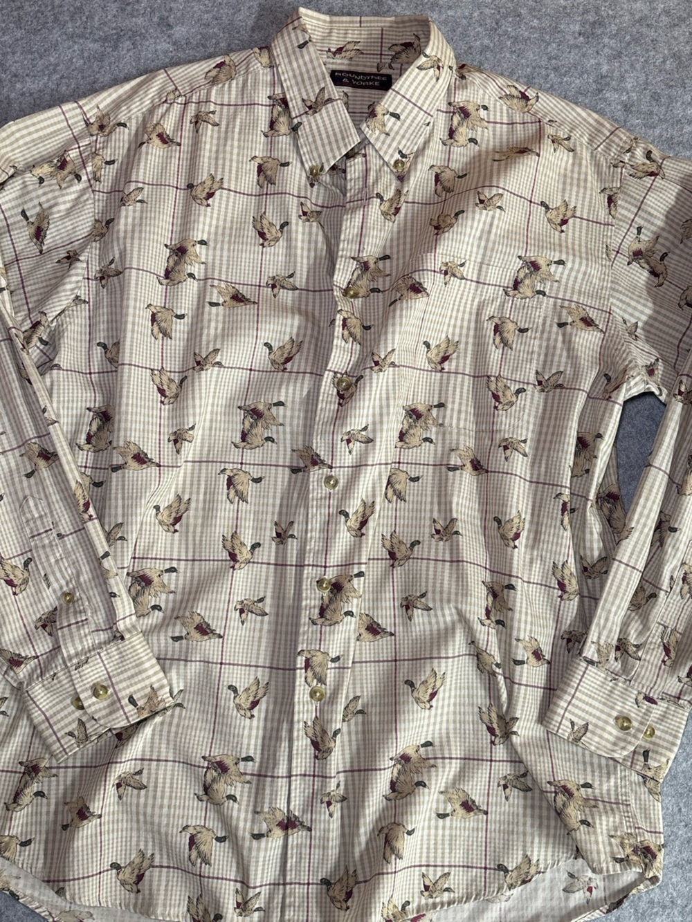 Roundtree & Yorke Cream Plaid Button-Up Shirt with Bird Print